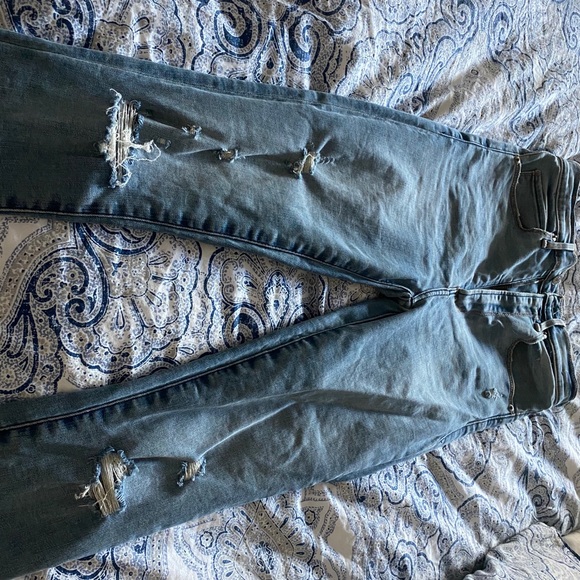 Abercrombie and Fitch high rise skinny jeans - Picture 5 of 5